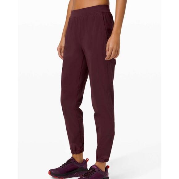 lululemon athletica Pants - Lululemon Adapted State High-Rise Fleece Jogger Full Length - size 6